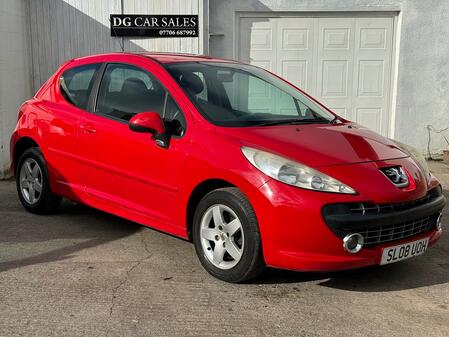 PEUGEOT 207 1.4 VTi Sport 