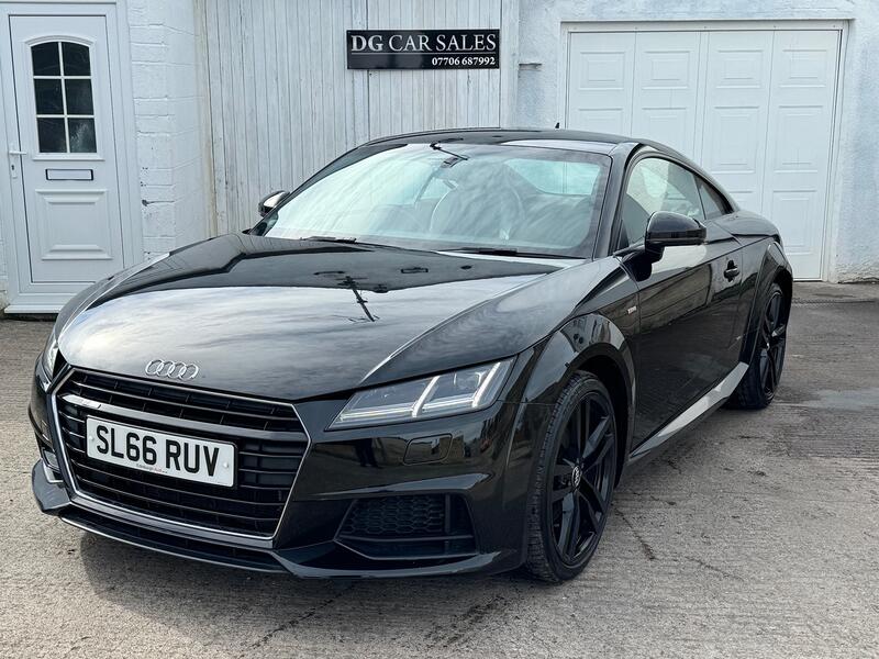 AUDI TT