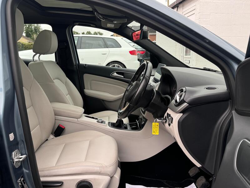 MERCEDES-BENZ B CLASS