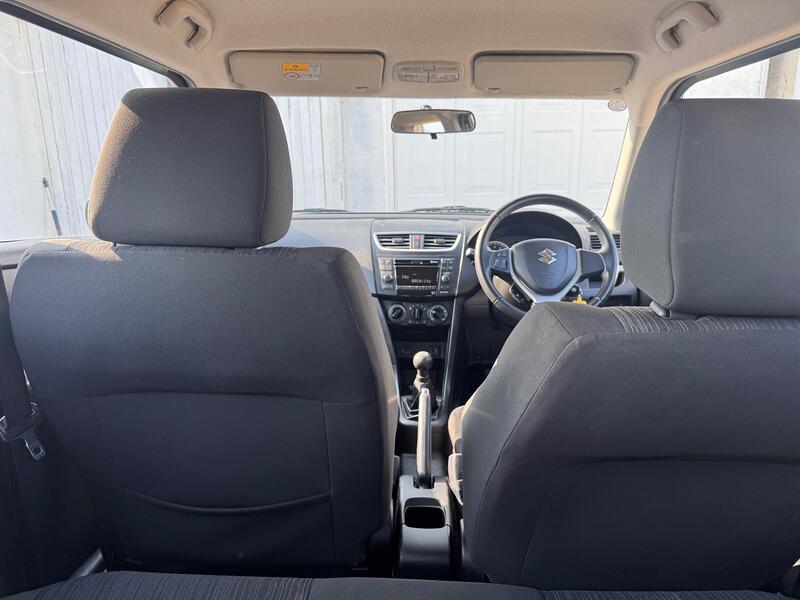 SUZUKI SWIFT