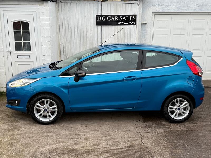 FORD FIESTA