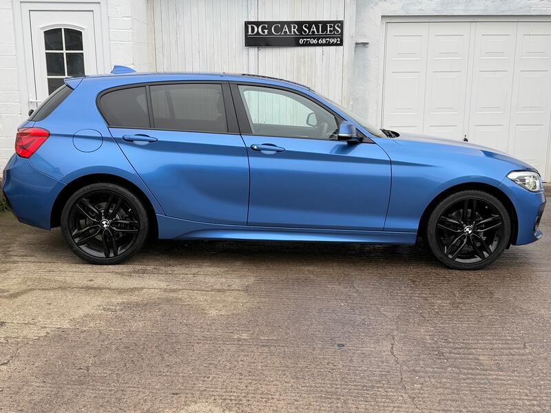 BMW 1 SERIES