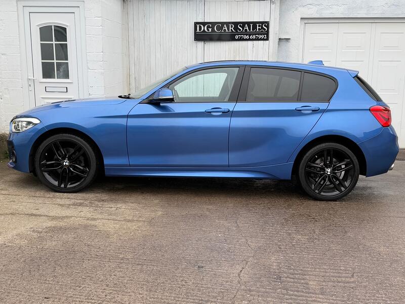BMW 1 SERIES