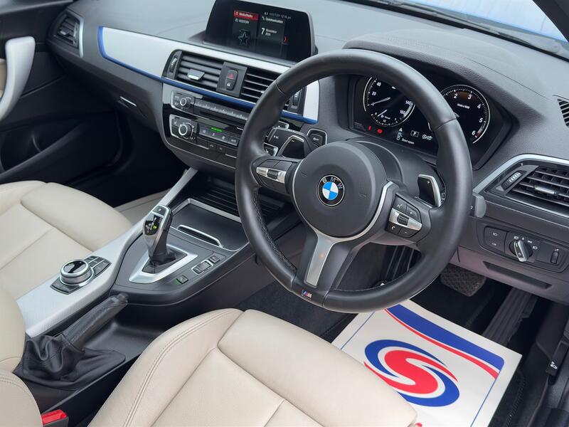 BMW 1 SERIES