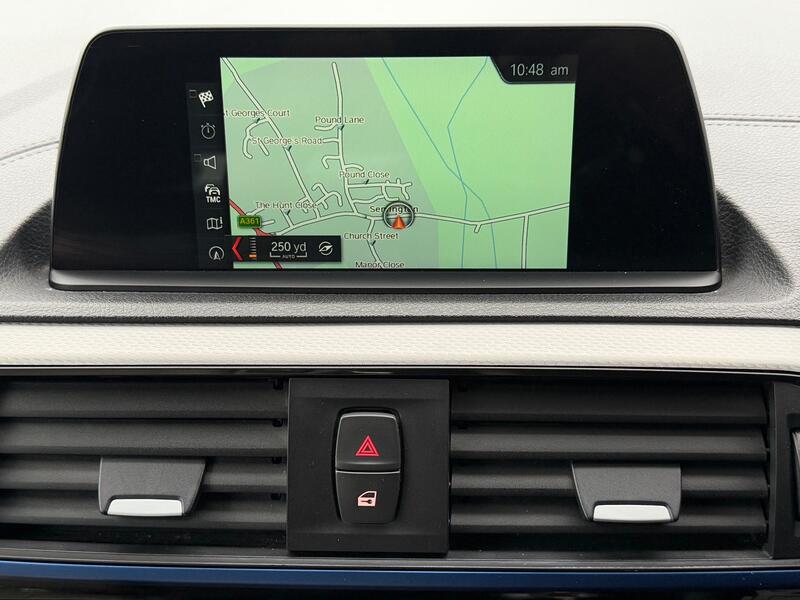 BMW 1 SERIES