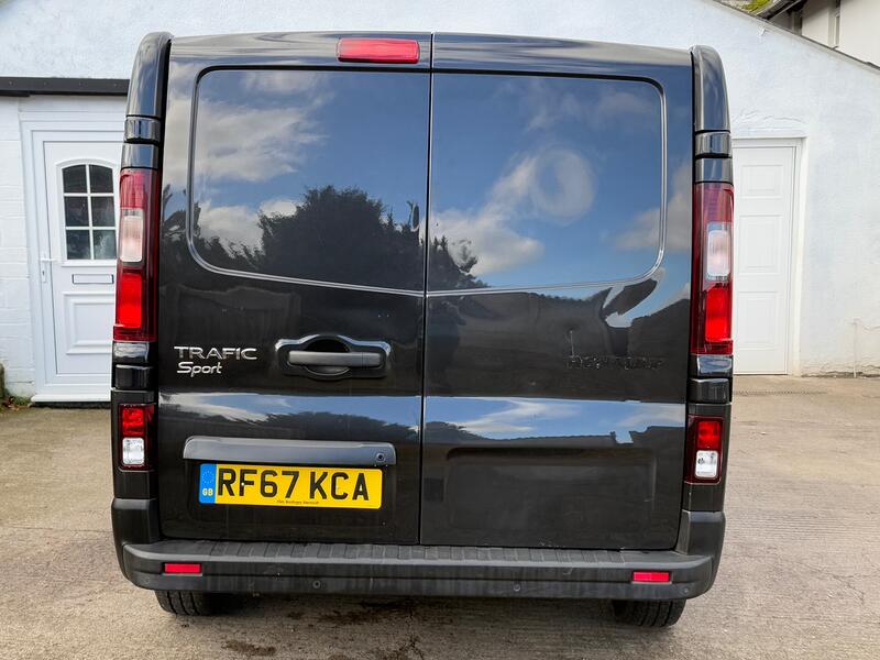 RENAULT TRAFIC