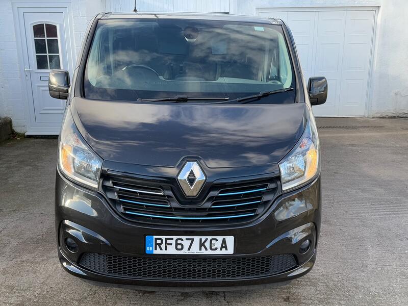 RENAULT TRAFIC
