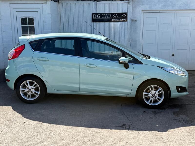FORD FIESTA