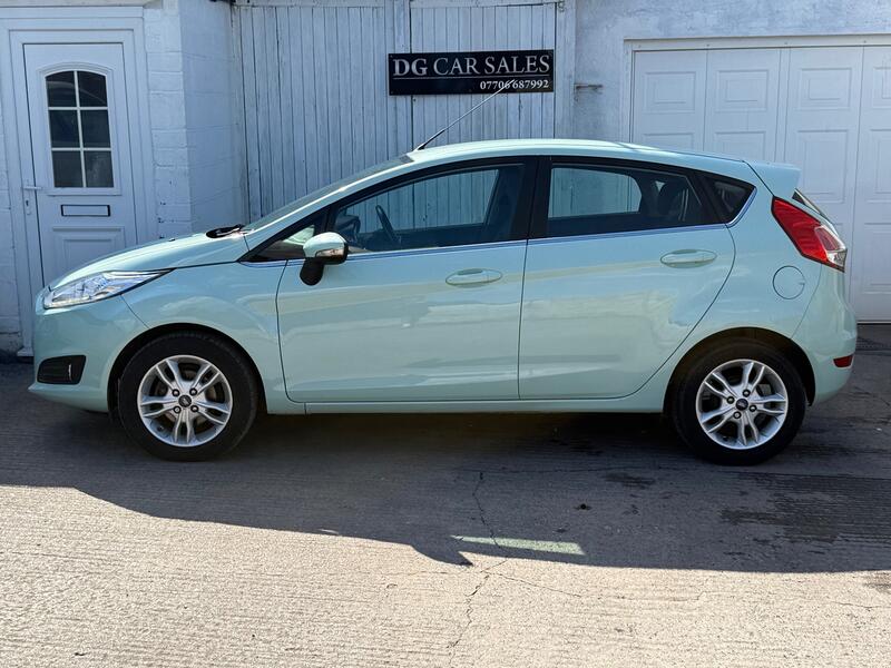 FORD FIESTA