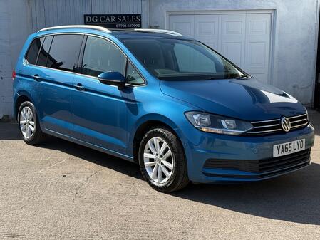 VOLKSWAGEN TOURAN 1.6 TDI BlueMotion Tech SE Family