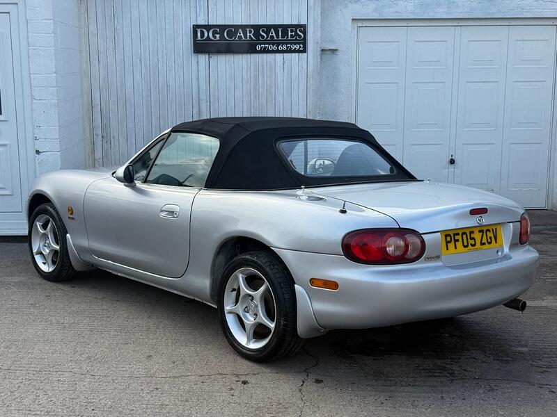 MAZDA MX-5