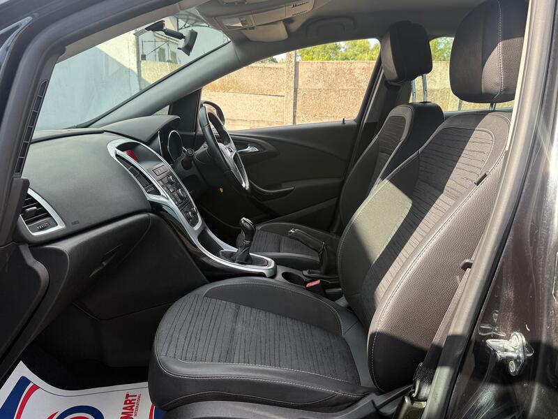 VAUXHALL ASTRA