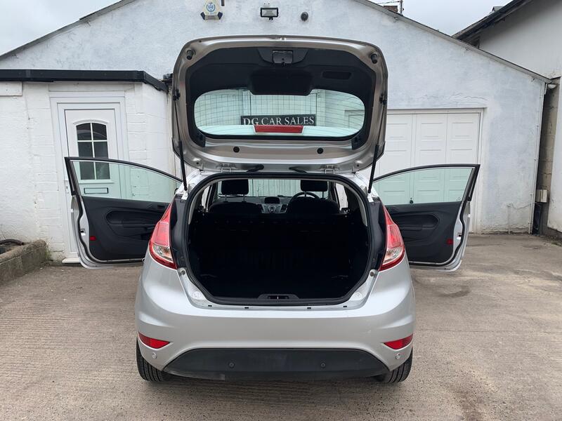 FORD FIESTA VAN