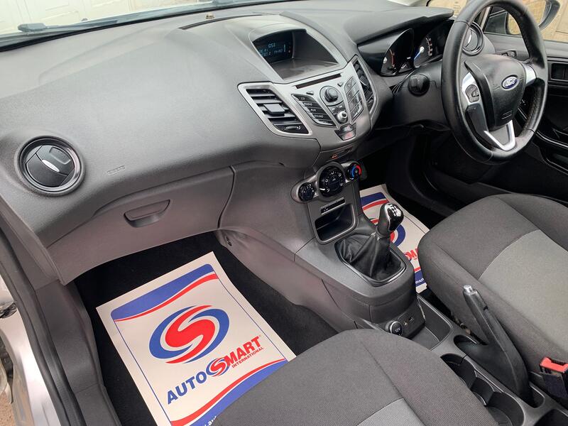 FORD FIESTA VAN