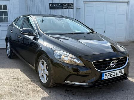 VOLVO V40 1.6 D2 SE