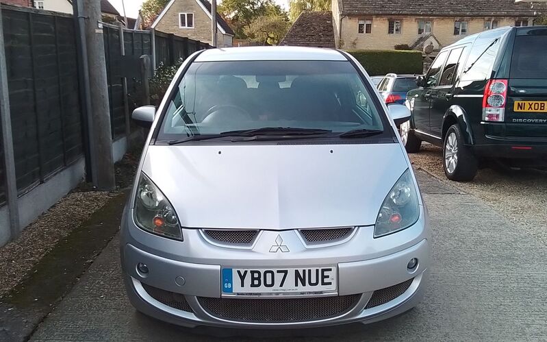 MITSUBISHI COLT