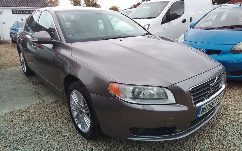 VOLVO S80