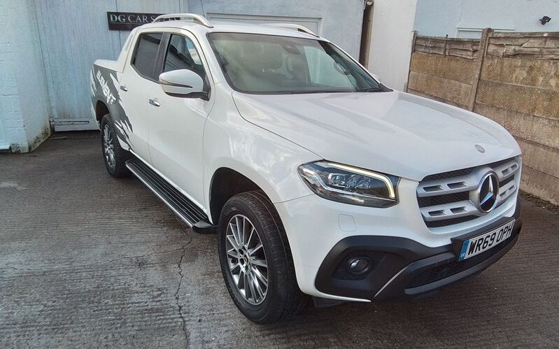 MERCEDES-BENZ X CLASS