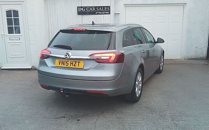 VAUXHALL INSIGNIA