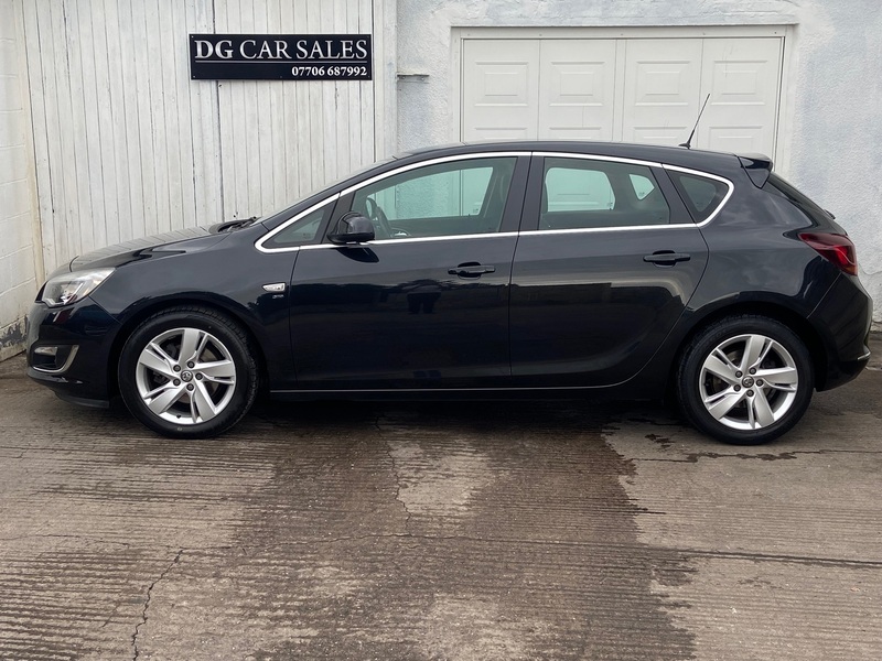 VAUXHALL ASTRA