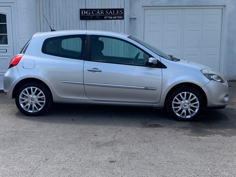 RENAULT CLIO