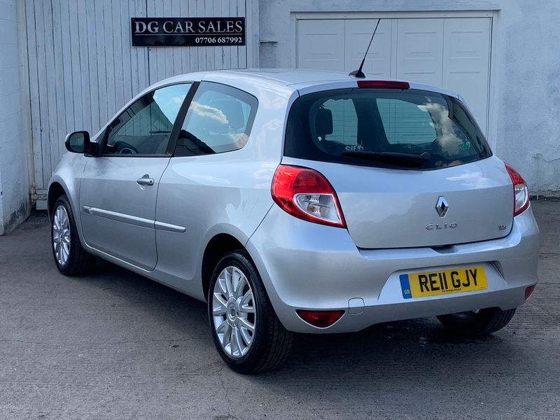 RENAULT CLIO